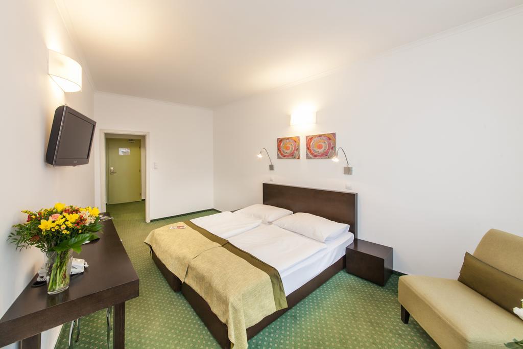 Hotel Vitkov プラハ エクステリア 写真