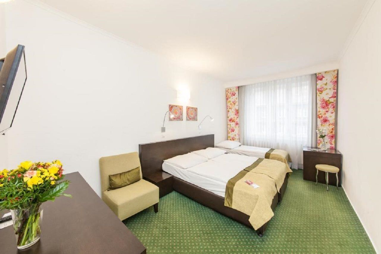 Hotel Vitkov プラハ エクステリア 写真